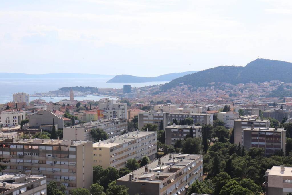 New! Top Apartment, Split View From Above Extérieur photo